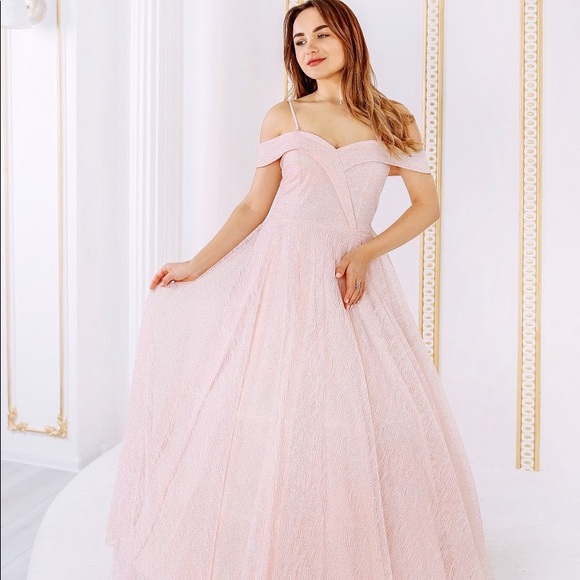 Brandie - Open shoulder light pink ball gown - Picture 1 of 1